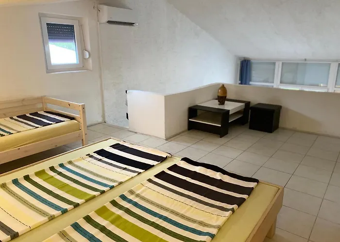 Apartments Stara Baska * Stara Baška