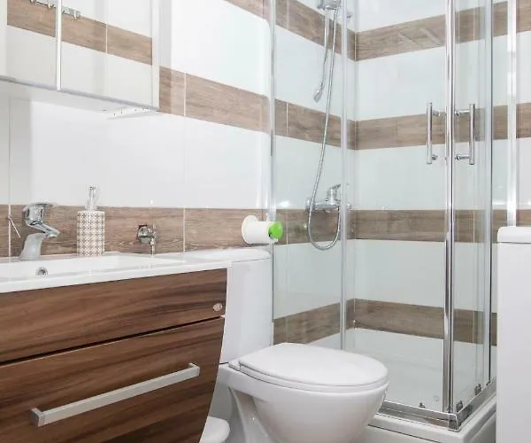 Apartments Stara Baska