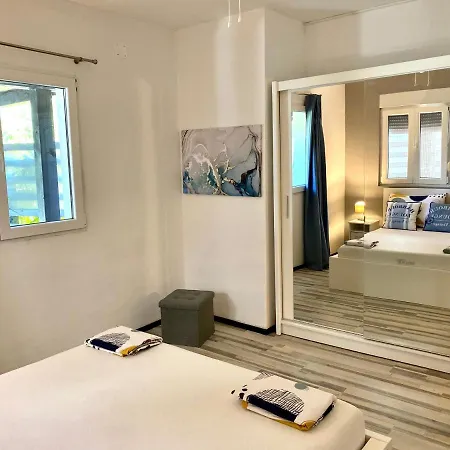 Apartments Stara Baska *